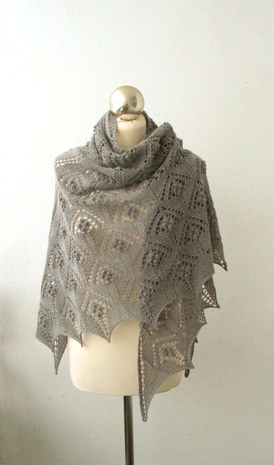 SALE 20% Grey hand knitted  shawl merino  triangle shawl