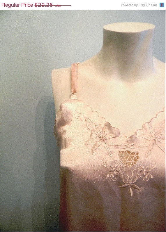 Memorial Day Weekend SALE vintage. 80s Pretty Pink Extra Long Cami Nightie