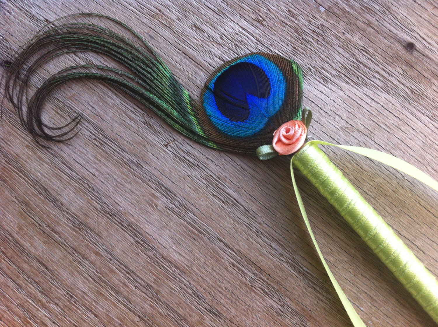 Curled Peacock Eye Feather Pen - Lime Green Guest Book Pen - Wedding Shower Gift