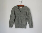 Vintage V-Neck Sweater ... 70's Rainbow Speckled Sage Green Pullover ... Small