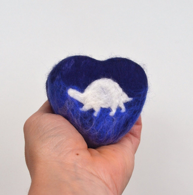 Felted Soap Blue Heart with Turtle ( White Magnolia )