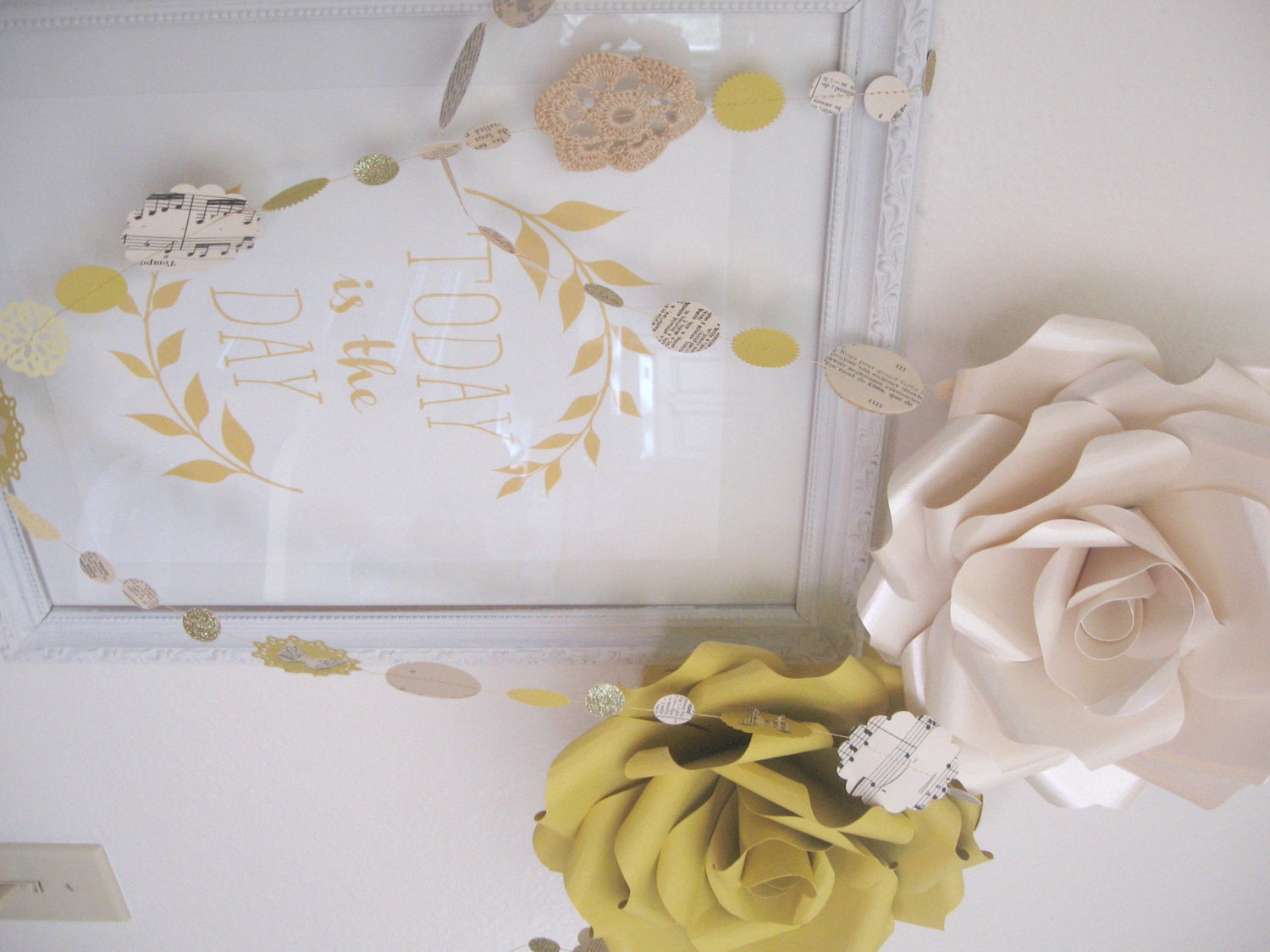 MUSTARD YELLOW magic vintage paper garland