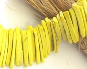 Natural coconut sticks 25 sticks -  NB002 - Yellow