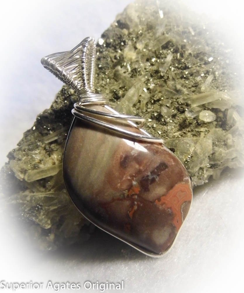Tee Pee Canyon Agate Wire Wrapped Simple Stone Pendant