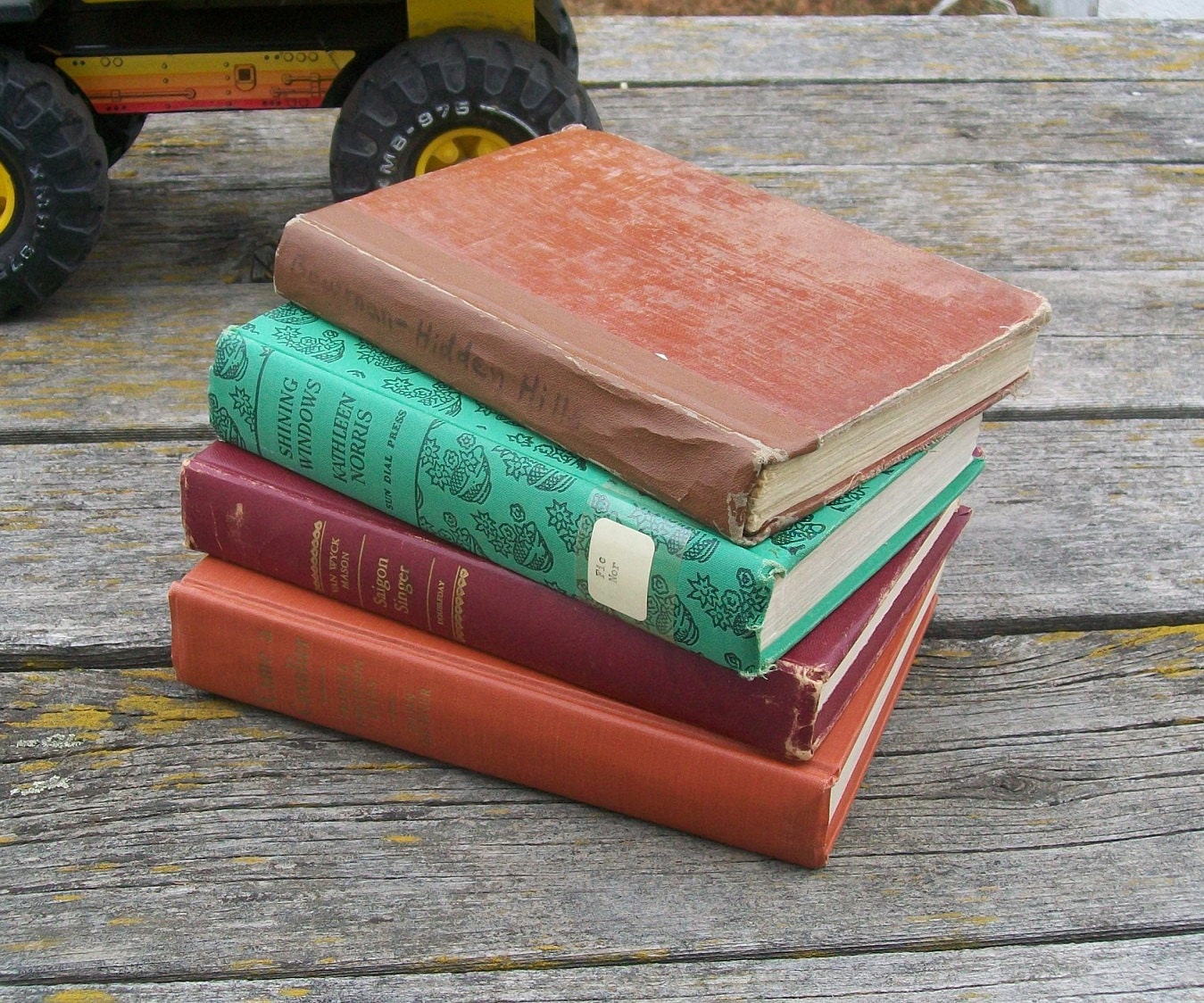 Vintage 1940s books Lot of 4 The hidden hills Shining windows Saigon singer Came a cavalier Paper Ephemera Instant Collection