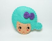 Bow cookie girl head felt brooch