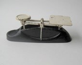 Vintage Cast Iron Scale