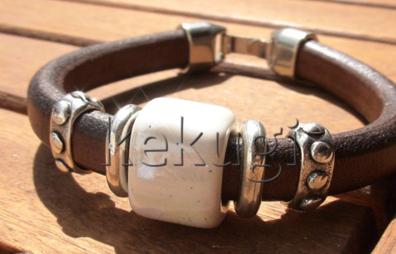 ceramic women  brown 10mm thick  leather  bracelet with silver and nacar bead