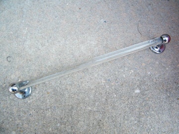 Mid Century Glass and Chrome Towel Bar /  Moderne