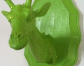 Giraffe mini taxidermy- green