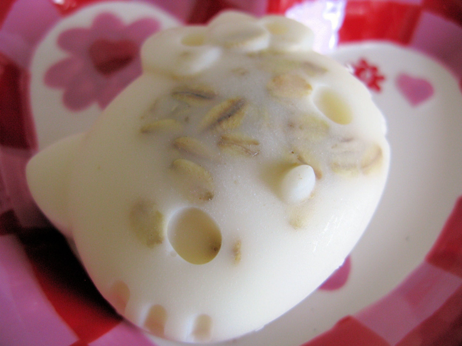 French Vanilla Goat's Milk and Honey Glycerin With Organic Rolled Oats You-Know-Who Kitty