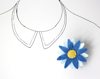 Spring Daisy - Felt Flower Brooch Pin - Blue Flower