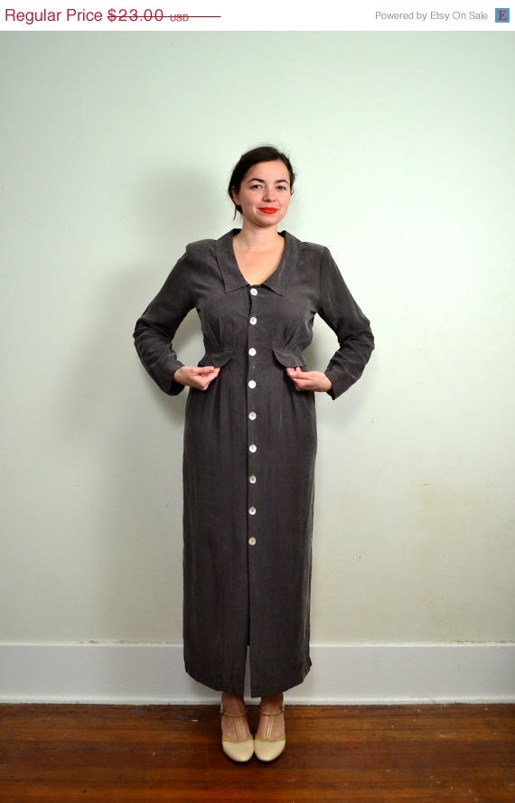 May Sale // 1990s Gray Silky Shirtwaist // Large // XL