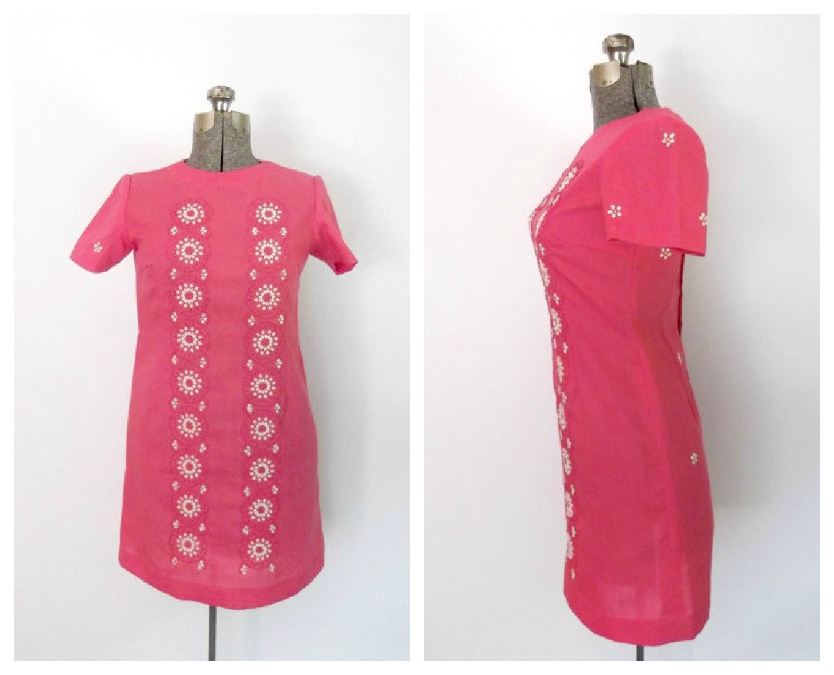 1960s Secretary Dress Pink / White Embroidered  Vintage Sixties Fashion