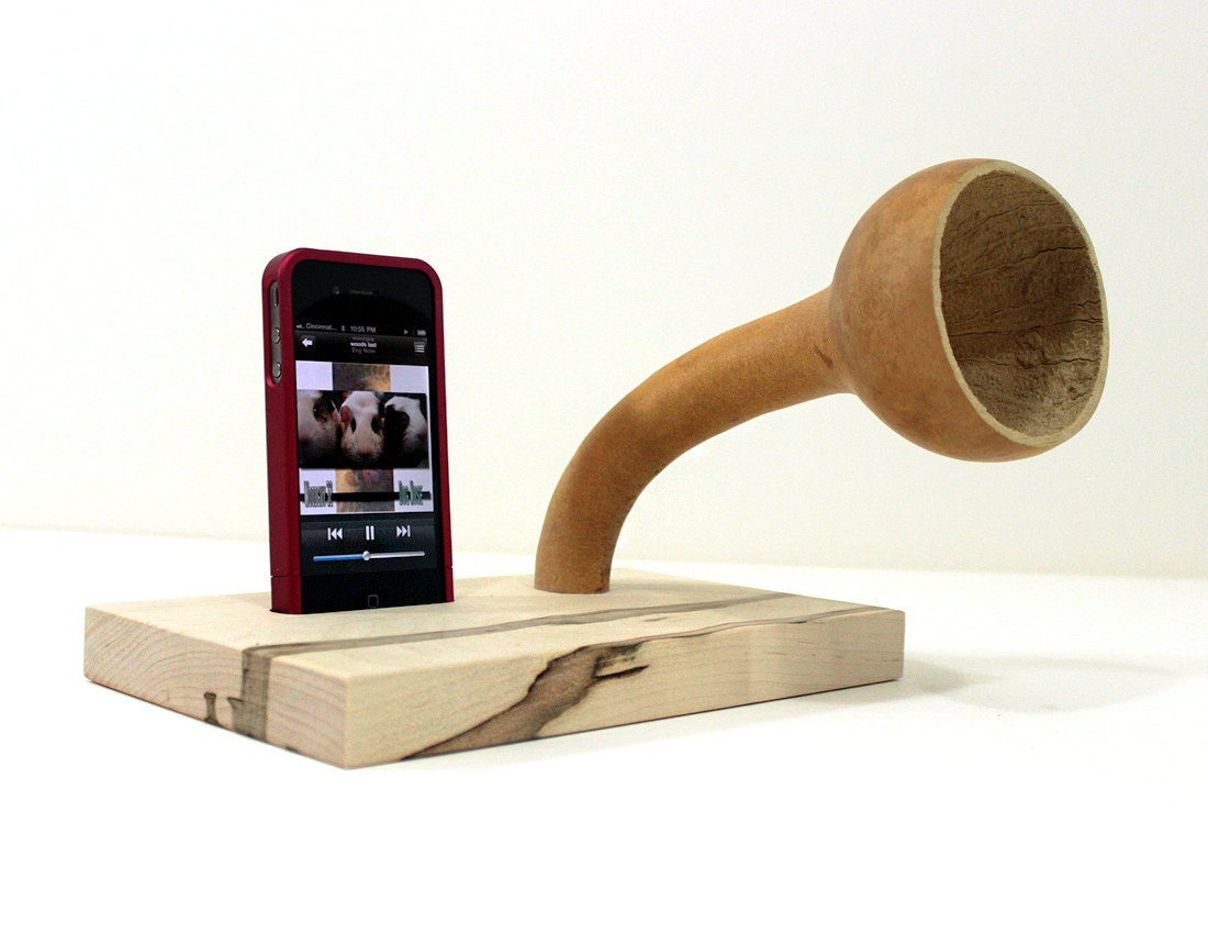 The Gourd-A-Phone - iHorn -- iPhone  Acoustic  Speaker Horn -- Acoustic Speaker System for your iDevice, all natural finish