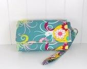 The Errand Runner - Cell Phone Wallet - Wristlet - for iPhone/Android - Scents in Juicy/Butter