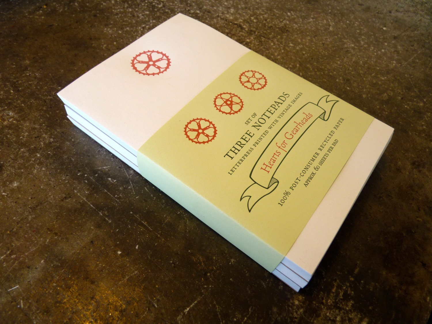 Vintage heart chainring notepad set