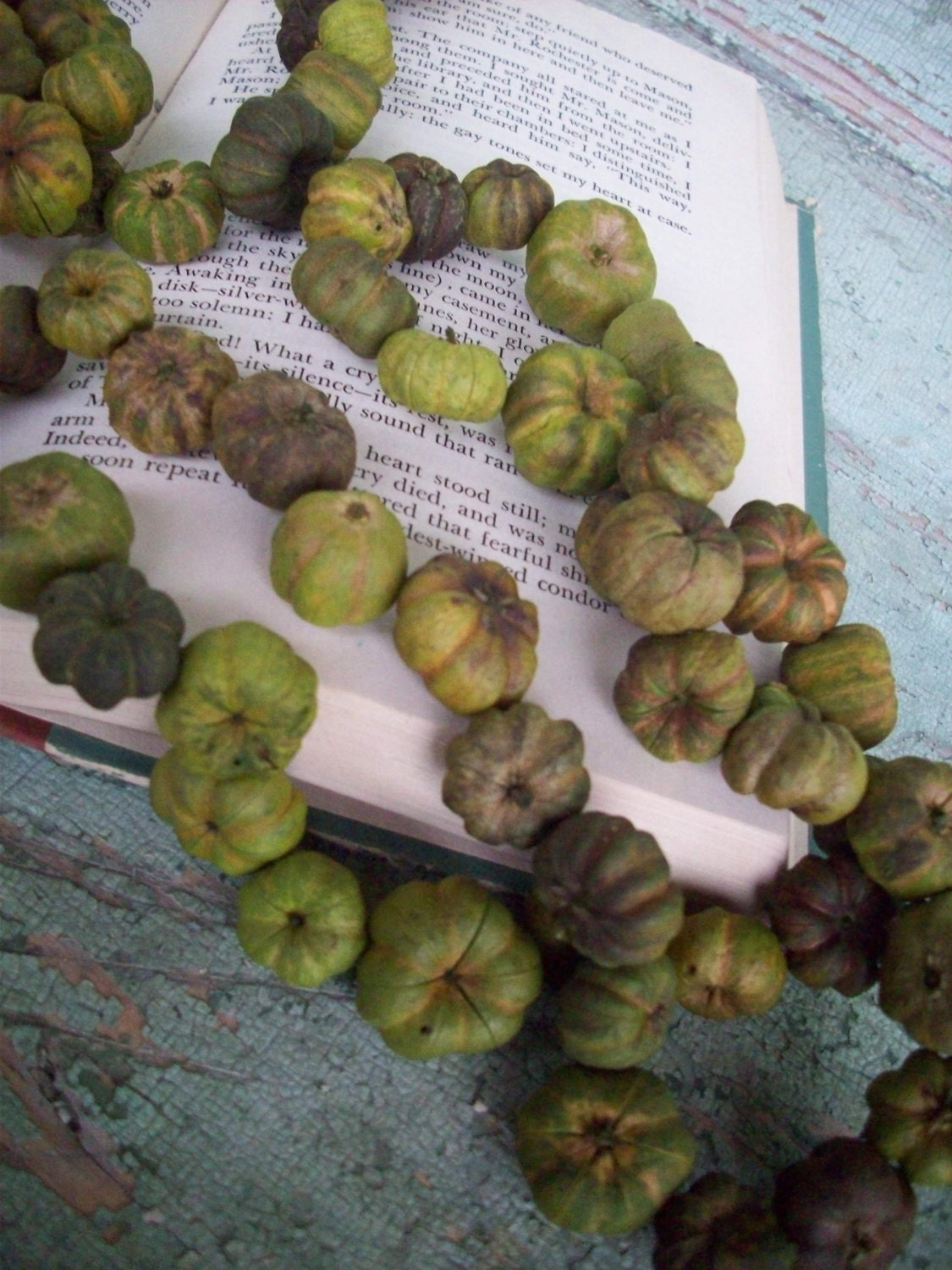 Apple Green Pumpkin Garland - Fall Home Decor - 4 Foot - Outdoor Wedding Theme