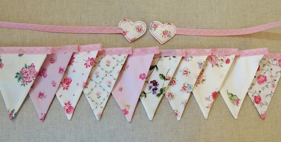 Mini bunting 'Rosie Posie' in white & pink rose themed fabrics with 10 flags READY TO SHIP Il_570xn