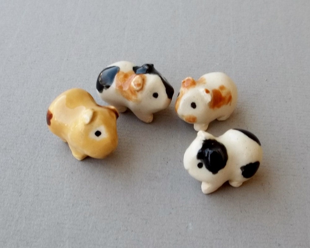 Terrarium Guinea Pig Cavy Handmade Figurine-set of 4