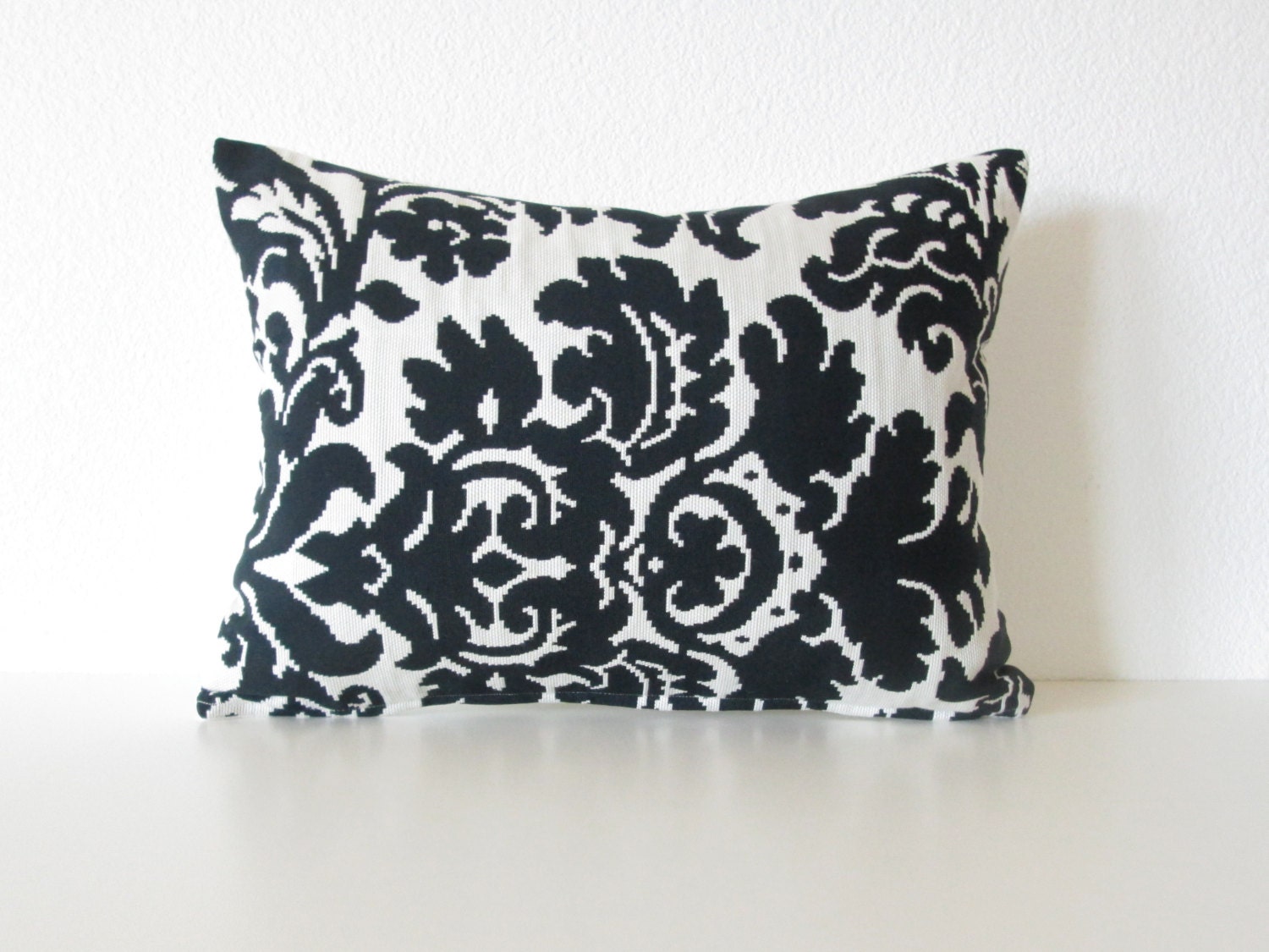 Decorative pillow cover - 12x18 - Black - White - Damask  Lumbar Pillow - Lumbar Pillow