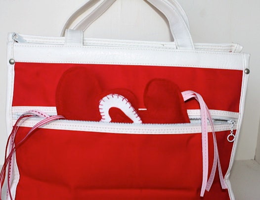 Vintage Red and White Canvas 1960's Victoria USA tote bag