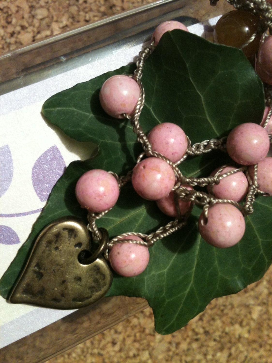 HEART Chunky metal Pendant / Pink Beaded Pretty love VALENTINE / Birthday / Anniversary Necklace Free US shiPPing