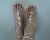 Wedding Barefoot Sandal, Daisy, Sexy Foot Jewelry,Weddings,Anklet, Toe Ring,Gypsy,Yoga,Thong,,Bridal,Beach,Summer, Lace Sandals.