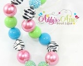 Chunky Necklace..Zebra Necklace..Chunky Beaded Necklace..Childrens Necklace..Kids Necklace..Photo Prop..Gumball Necklace