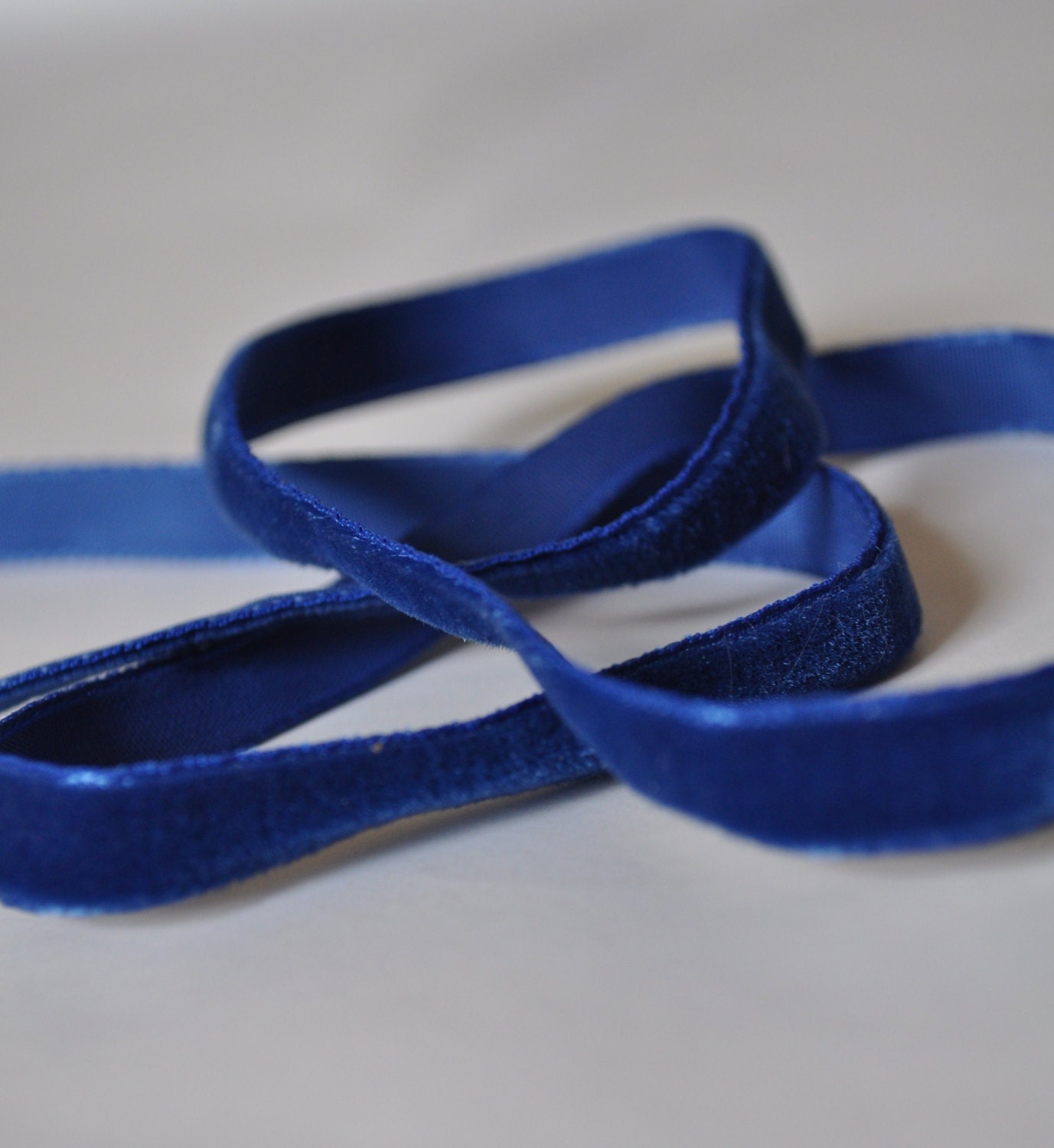 Antique Vintage Velvet 3/8 inch Navy Blue Ribbon for Gift Wrapping, Hair Clips, Bows, Weddings, Accessories, Crafts, Scrapbook Embellishment