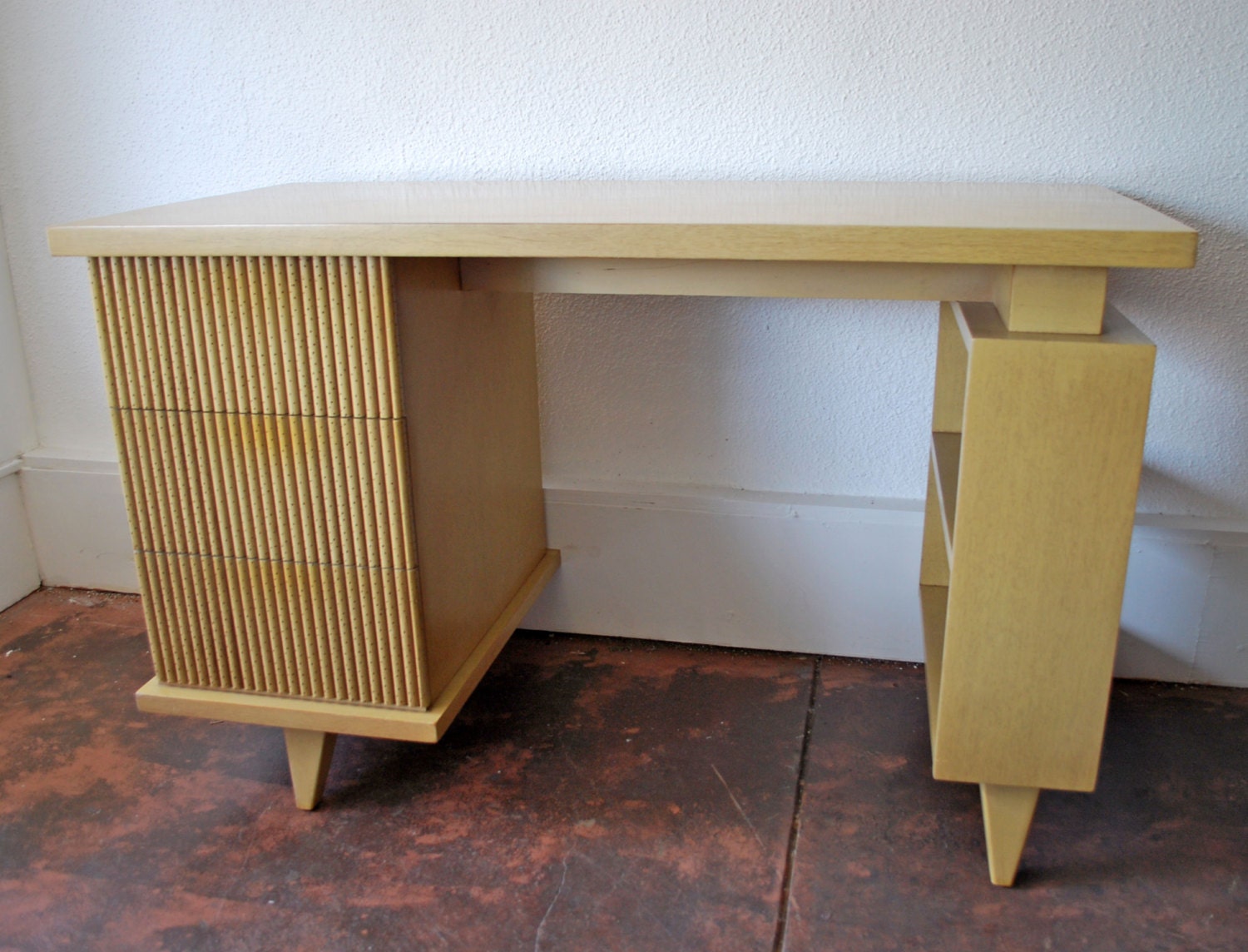 Mid Century American of Martinsville Desk