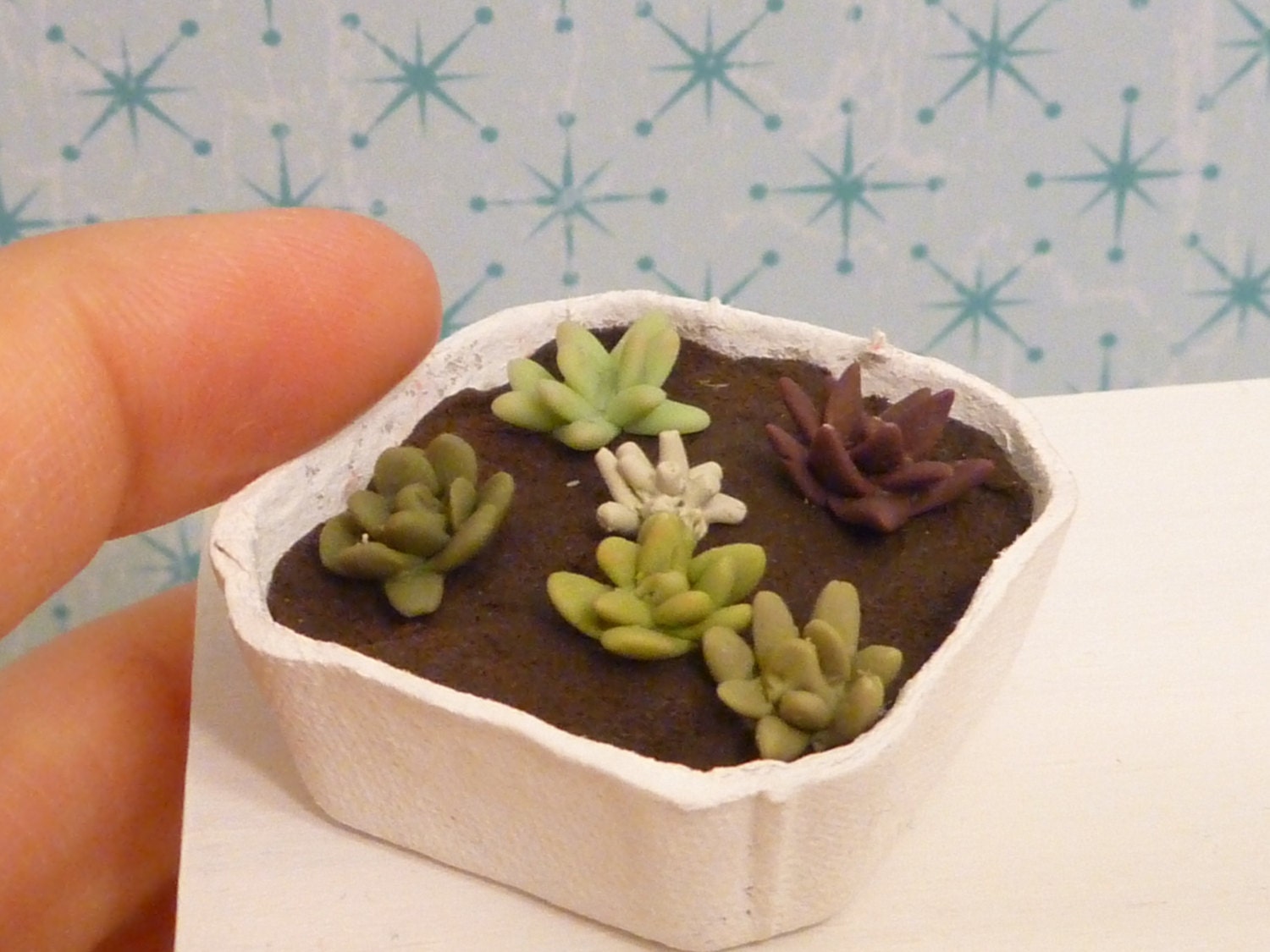 Miniature Dollhouse Pot of Succulent Plants