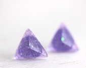 pyramid earrings in sparkly purple - geometric studs resin earrings