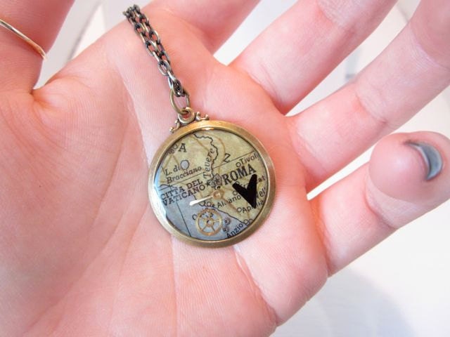 Where the Heart is Rome Necklace