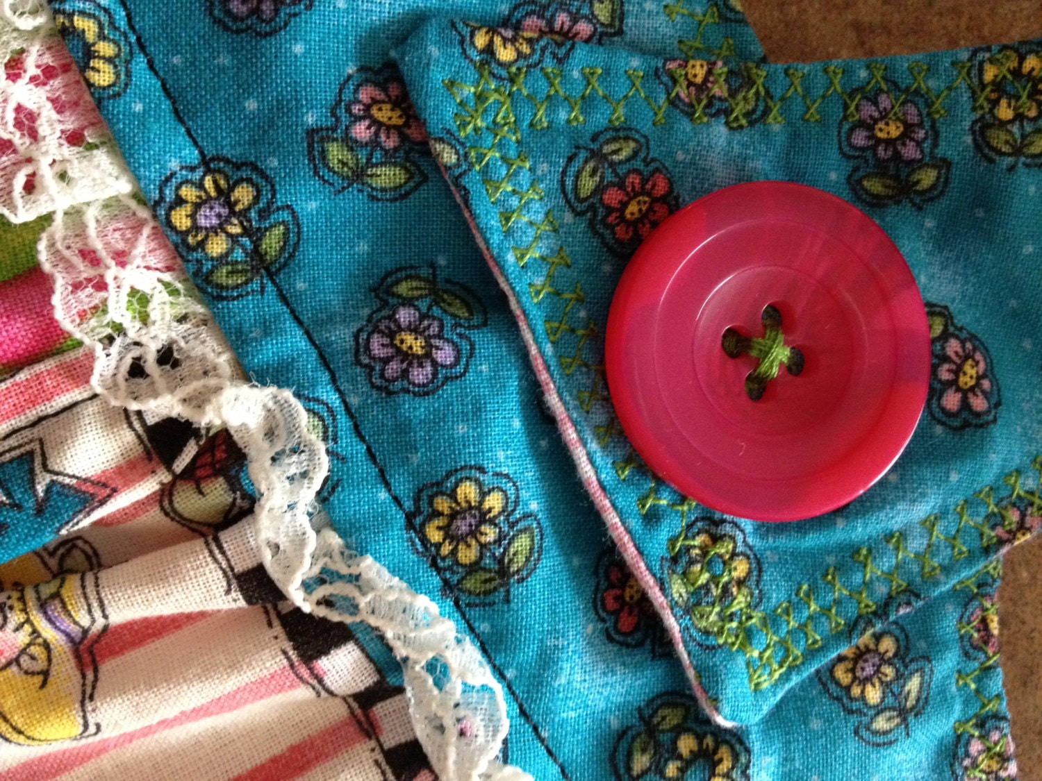 Fun Summer Handbag in bright colors , handmade, fashion forward