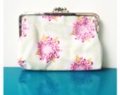 double kisslock clutch - summer mumflower - tilda fabric and waxed cotton