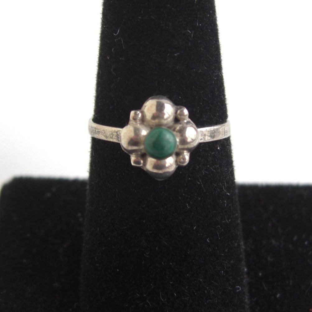 925 Sterling Silver & Malachite Flower Ring - Adjustable Size