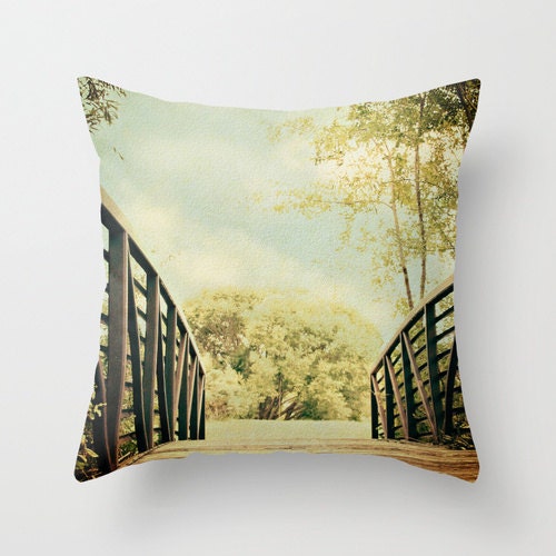 Throw Pillow Cover Bridge to Paradise