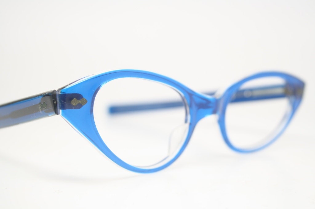Unique Blue cat eye glasses retro vintage