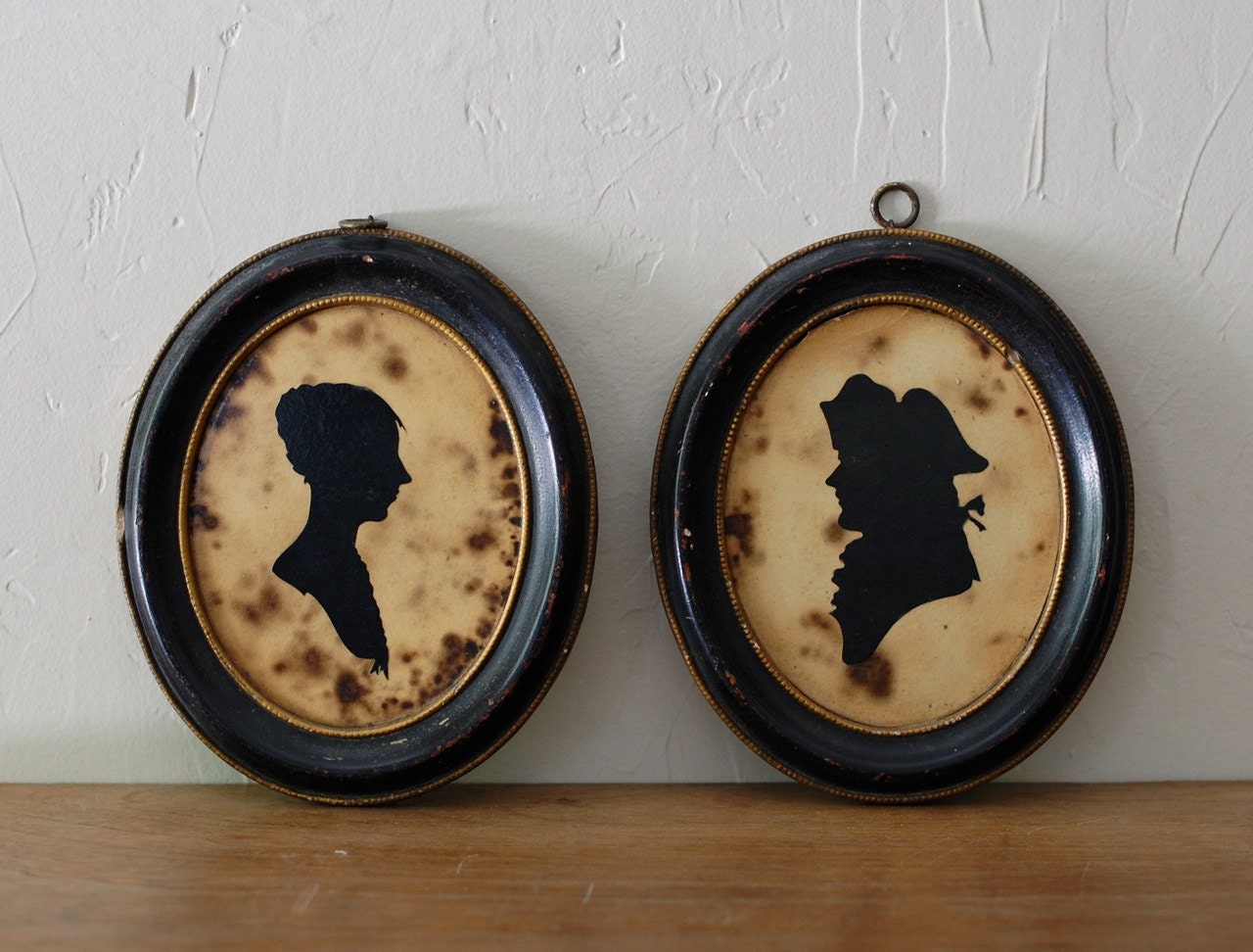 Pair of Vintage Framed Silhouettes - Borghese Cast Plaster from the Early 20th Century