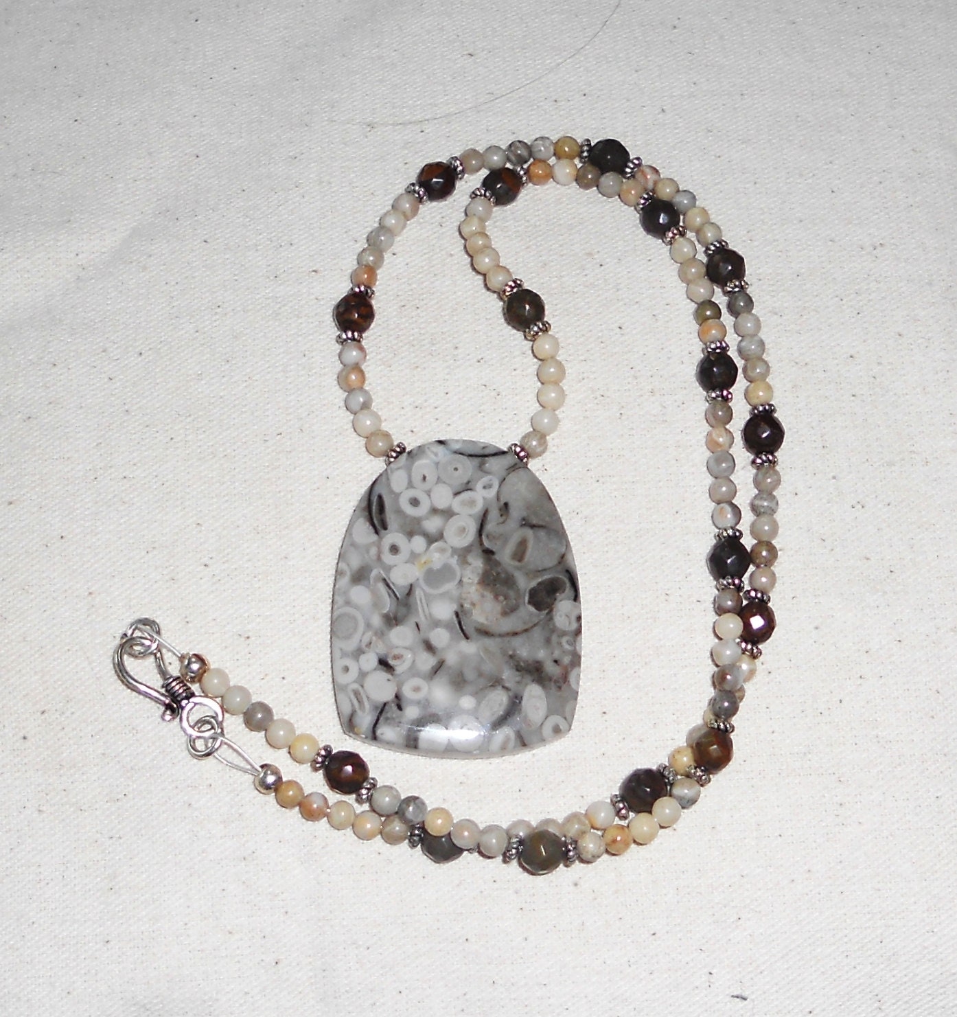 Fossil crinoid jasper necklace stone necklace semiprecious stone jewelry packaged in a colorful gift bag J168
