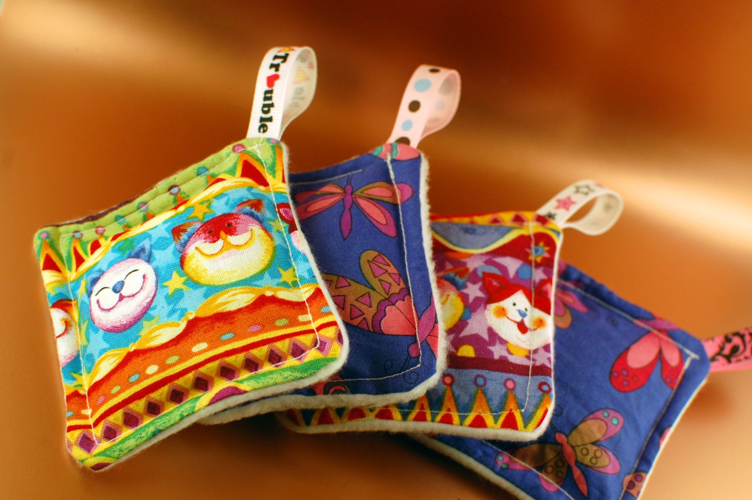 Catnip Cat Toy - Colourful pillow filled with organic catnip