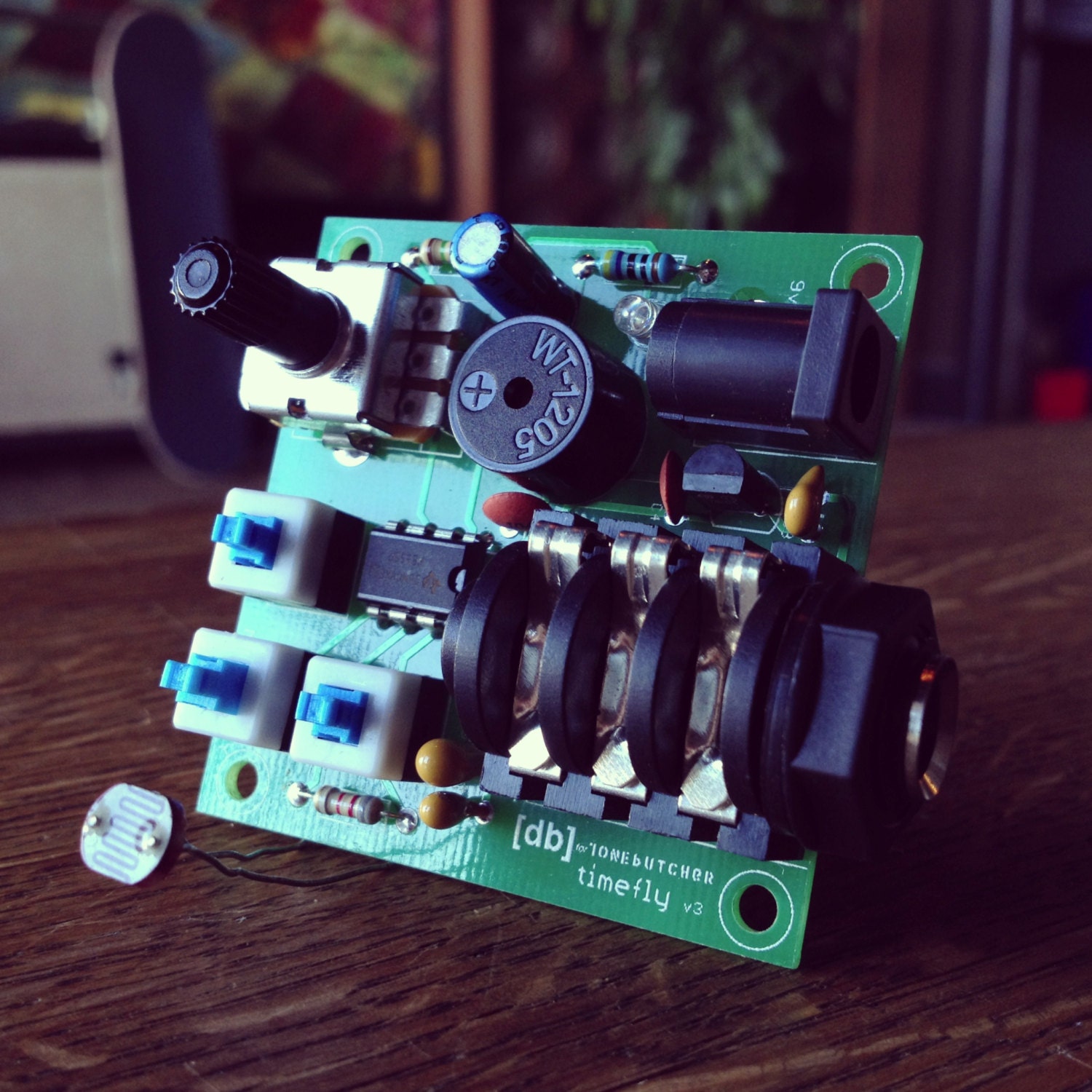 Timefly analog pocket synth
