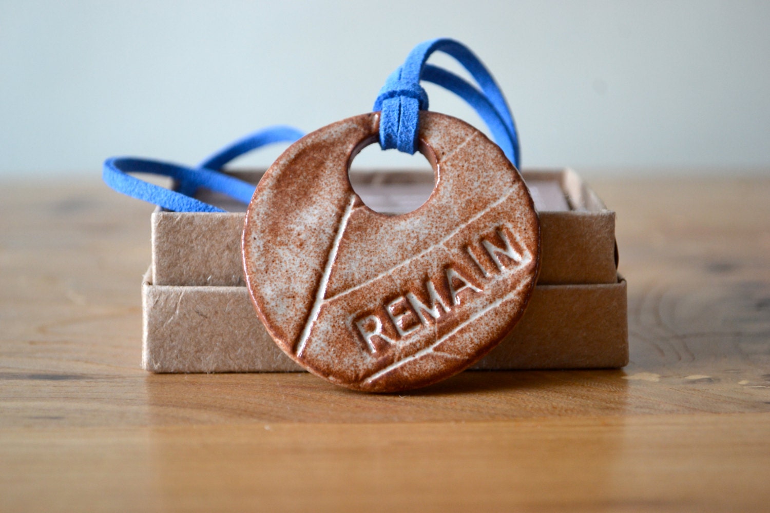 Texture pendant necklace