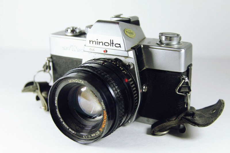 Vintage Minolta Srt 201 35mm SLR Film Camera