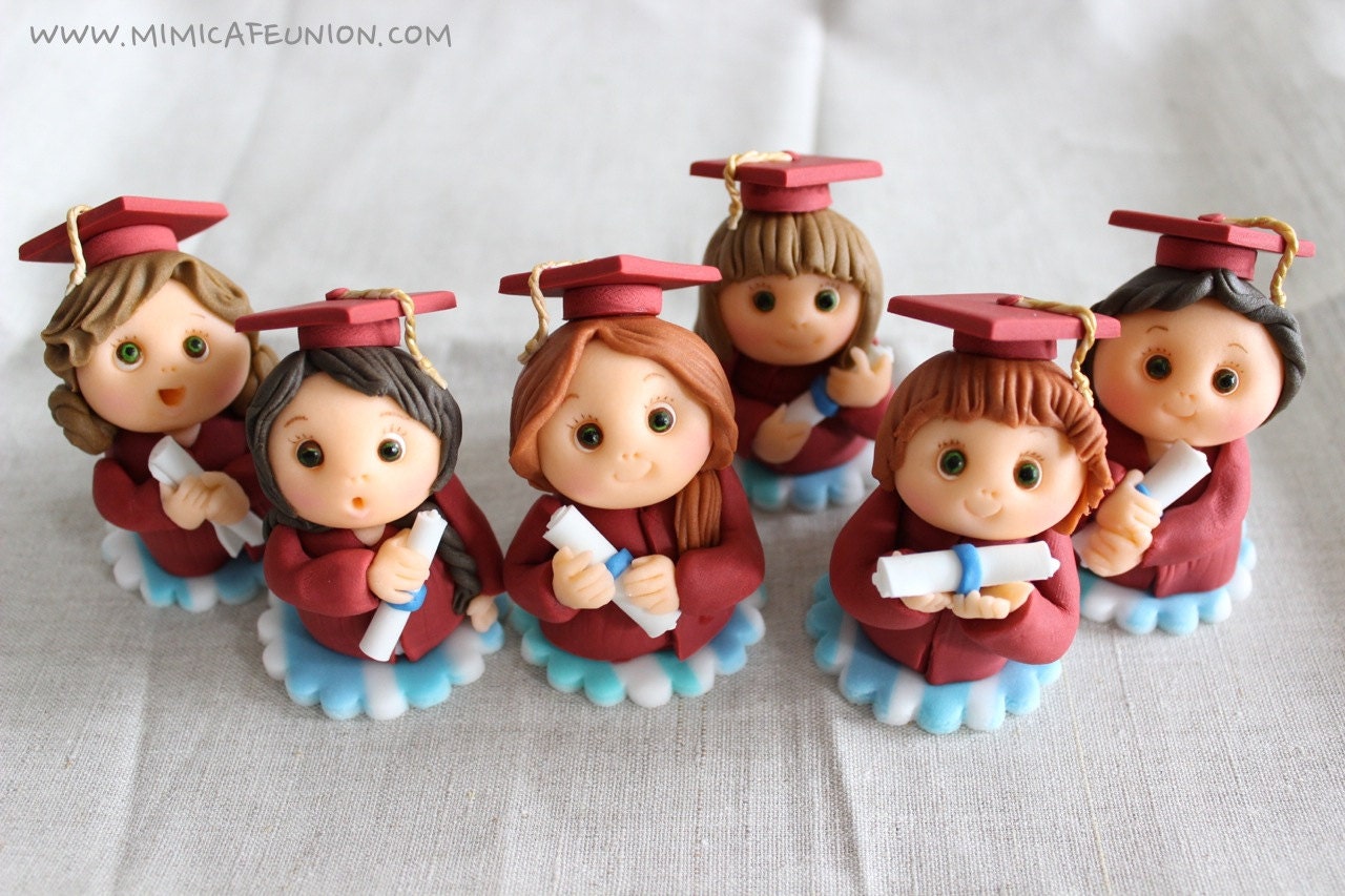 Graduation Students Cupcake Toppers ( 6 Graduation Dolls, 1 Message Plate) Il_170x135