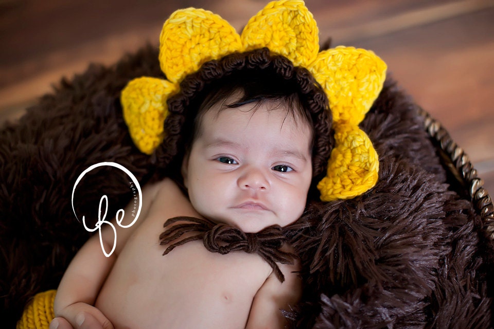 Sale 20% off now Newborn Sunflower  bonnet great photography prop.