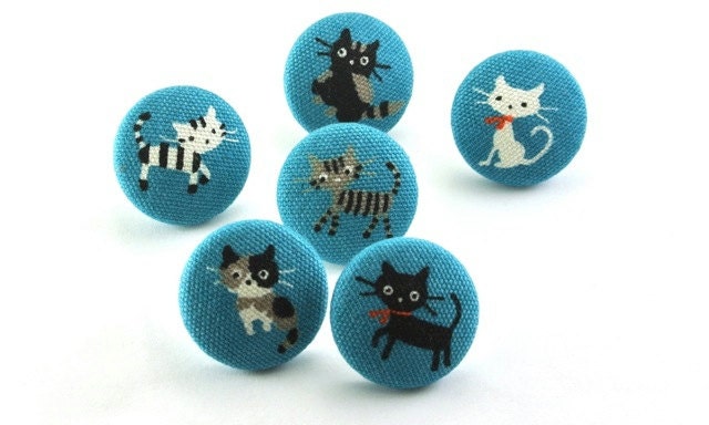 Pushpin / Cute Kitty/ Thumbtacks  Magnet / Fabric Covered Button Cat Blue Japanese Fabric 36