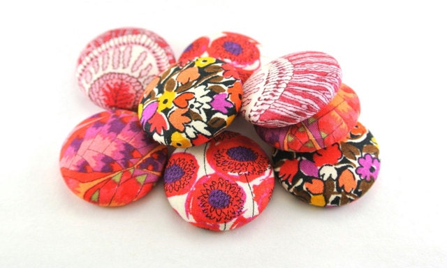 Flat Fabric Buttons - Liberty Of London  - Flatback - Craft Button - Shades of Red 7/8 Size 36