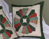 Hand Quilted PILLOW Covers DRESDEN PLATES in Green Red and White Set of 2